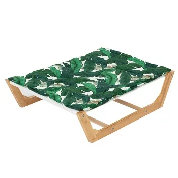 Hundeliege mit Palmenmuster